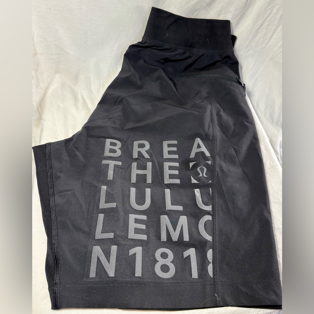 Lululemon Athletica Men’s THE Short (Graphic) for Active Comfort